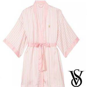 VS limited edition 2023 tour robe